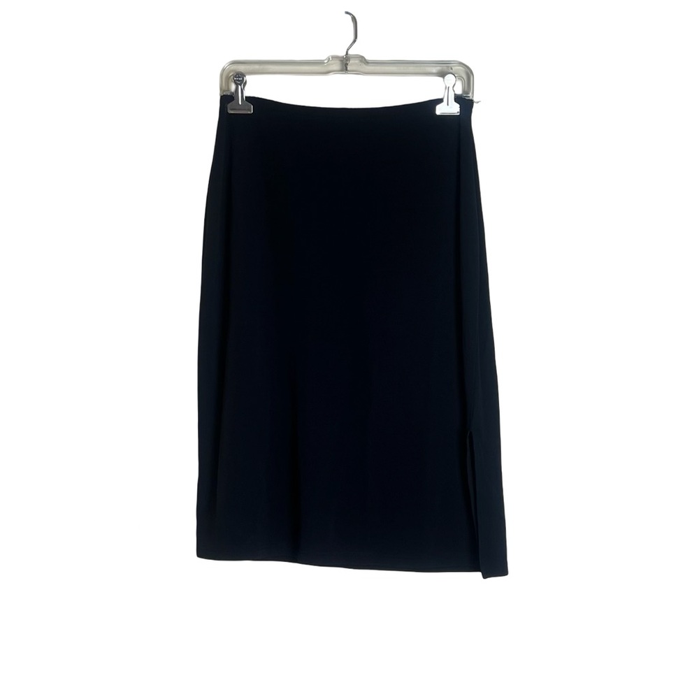 Gap black knit‎ slip skirt. Size medium